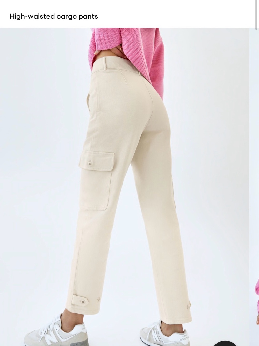Aritzia Women’s  Cargo Pants in Light Beige